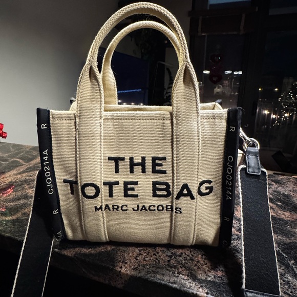 Marc Jacobs Jacquard Small Tote Bag - Picture 4 of 5